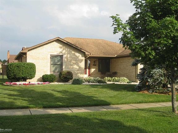 3rd image of 2602 Marlbank Dr