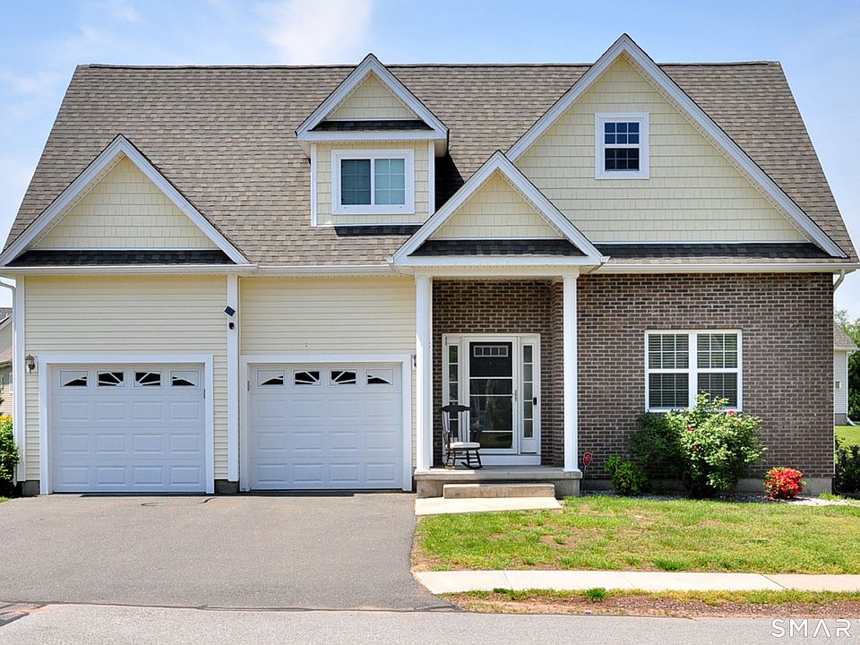1st image of 81 Windermere Village Rd #R