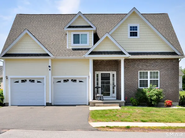 81 Windermere Village Rd #R, Ellington, CT 06029