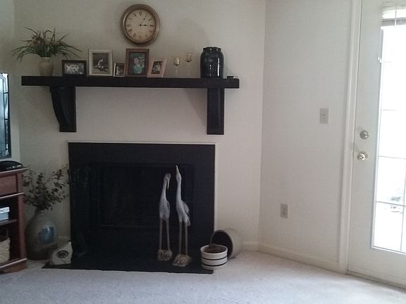 2nd image of 312 Cambridge Ct #U-0098