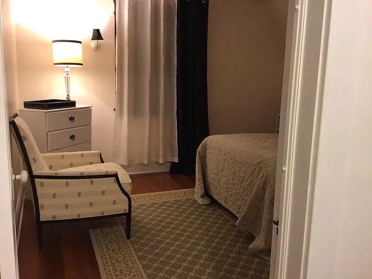2565 Overlook Rd — Photo 2