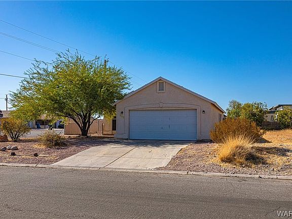 3rd image of 996 Stahlman Dr