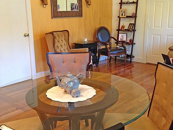 livingroom/kitchen combination