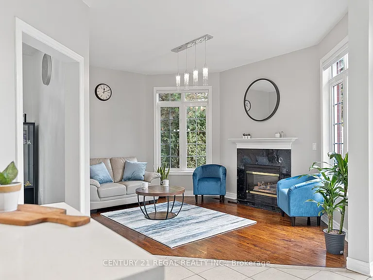 42 Ballymore Dr — Photo 25