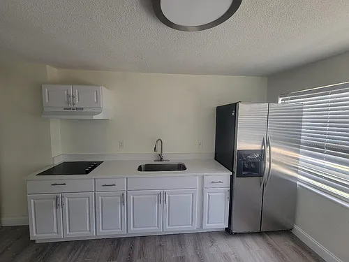 4408 Terry Loop Photo 1