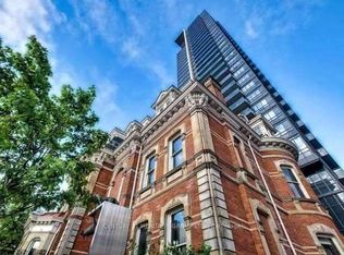 28 Linden St #2104, Toronto, ON M4Y 0A4