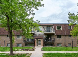 1815 21st Ave S APT 316, Grand Forks, ND 58201