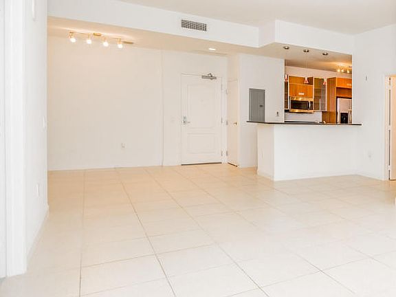 2nd image of 410 Evernia St APT 228