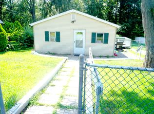 17 West Dr, Mahopac, NY 10541