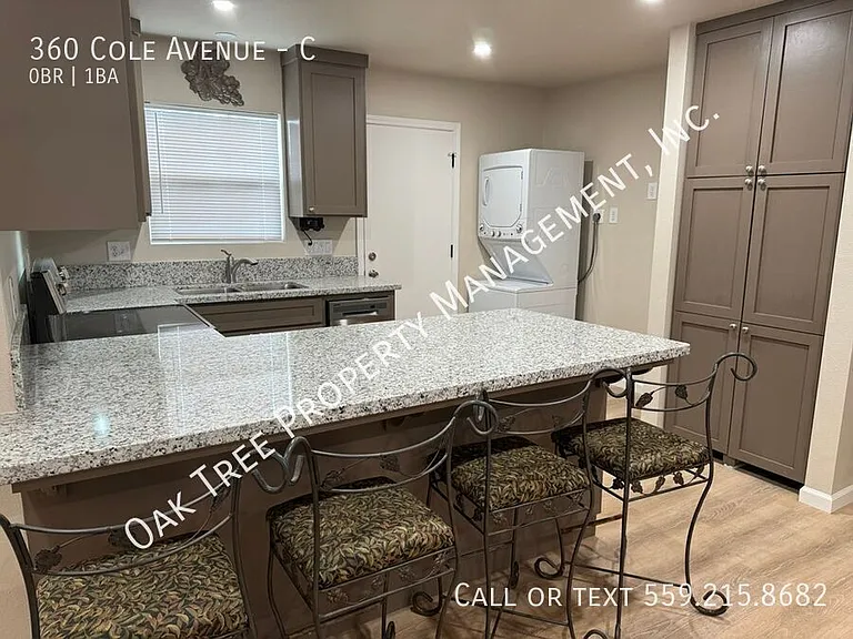360 Cole Ave #C — Photo 3