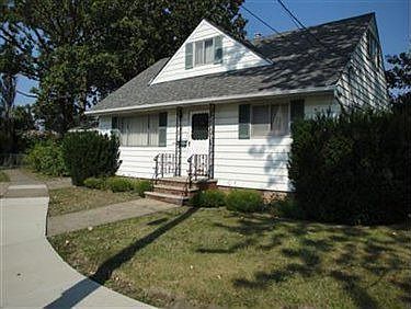 2nd image of 4316 Krueger Ave