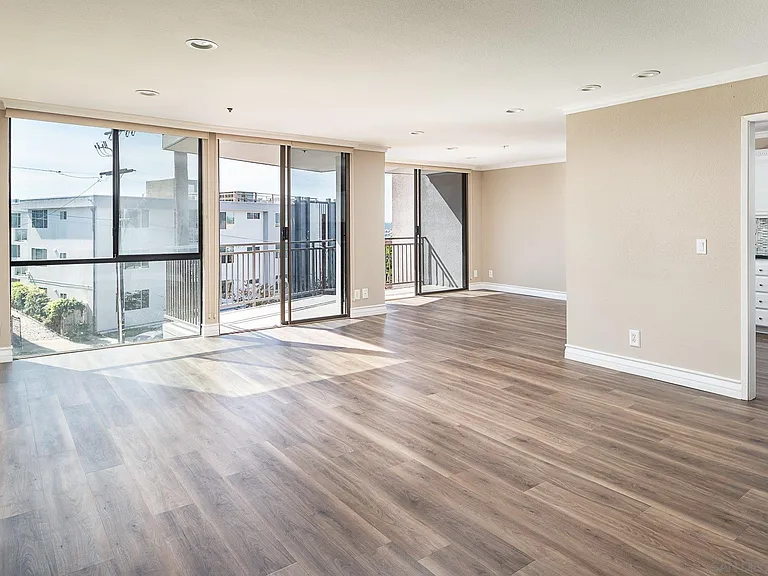 2424 Front St #19 — Photo 6