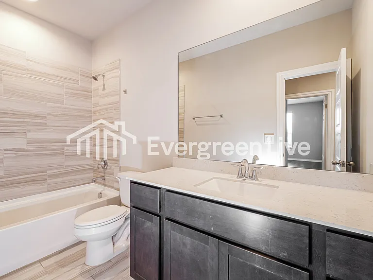 10617 SW 20th St — Photo 15
