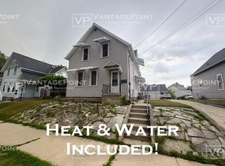 713A S 24th St, Manitowoc, WI 54220
