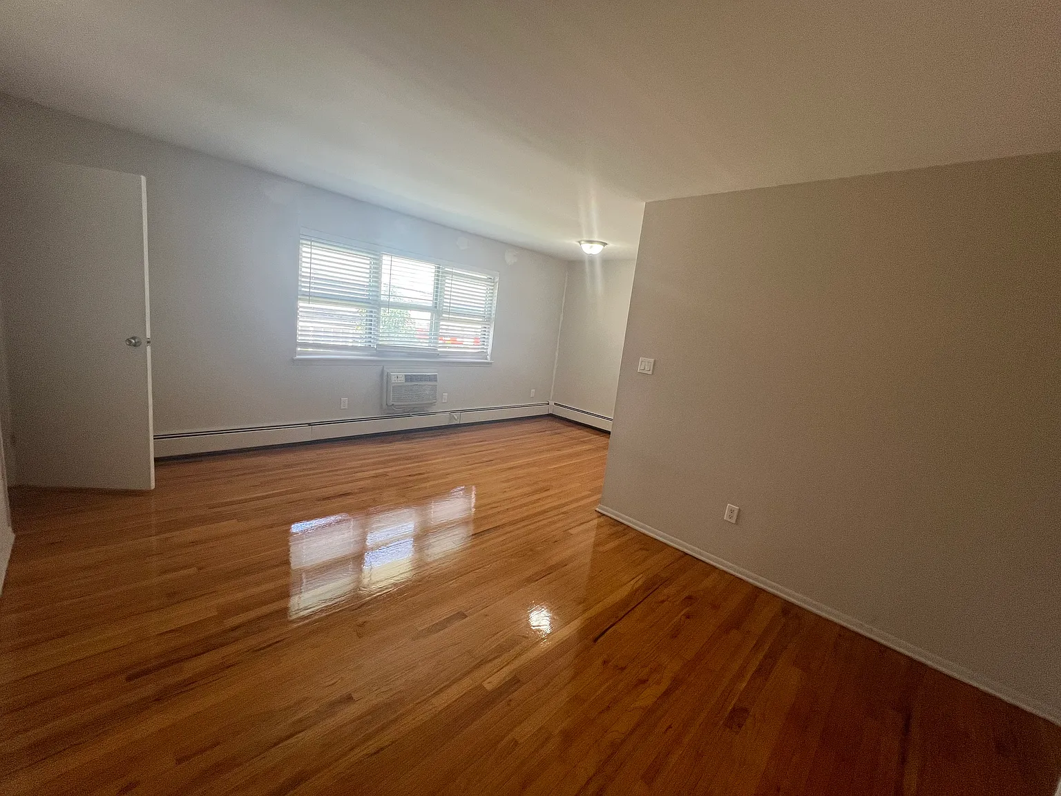 Liberty Apartments — Photo 2