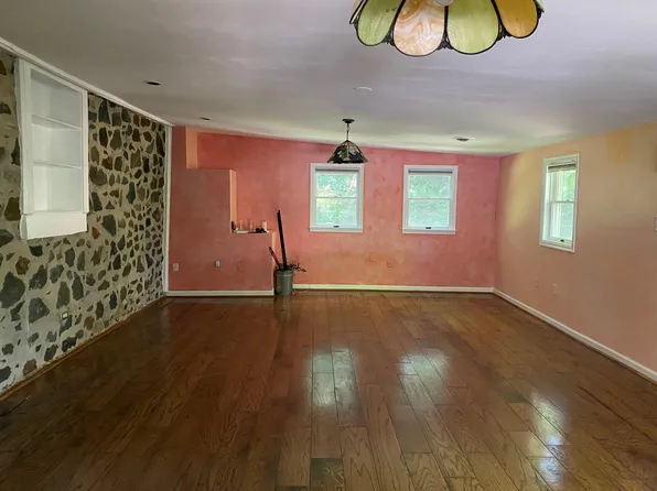 3886 College Ave #A, Ellicott City, MD 21043