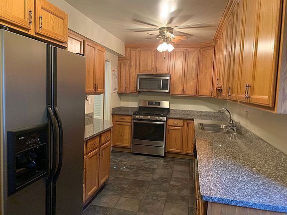 5th image of 3755 Henry Hudson Pkwy W APT 3G