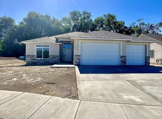 2610 S Alder St, Kennewick, WA 99337