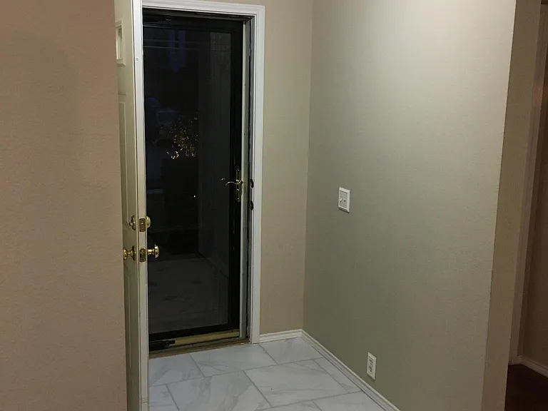 204 Lochwood Dr — Photo 19