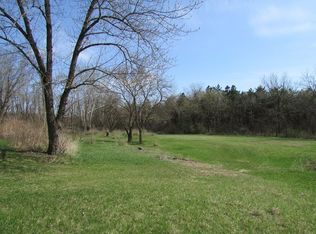 15341 S Bluff Rd, South Beloit, IL 61080