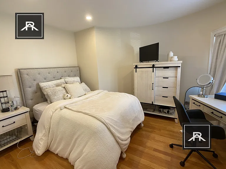 69 Temple St #1 — Photo 14