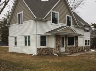 3005 Lakeshore Way, Twin Lakes, WI 53181