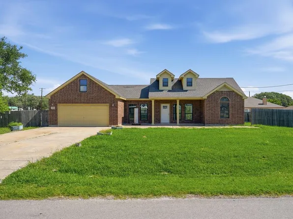 909 Myrtle St, Fulton, TX 78358