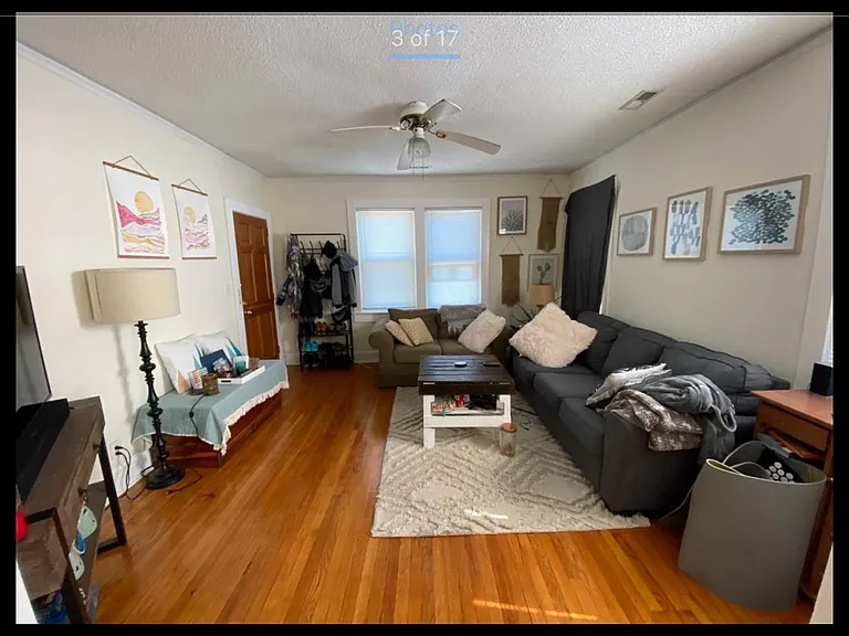 189 W Poplar St #A — Photo 3