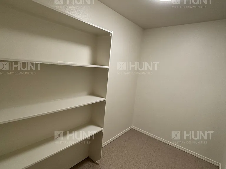 336 Ponmunjom Cir — Photo 20
