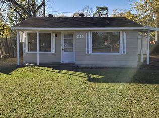 215 Park St, Baytown, TX 77520