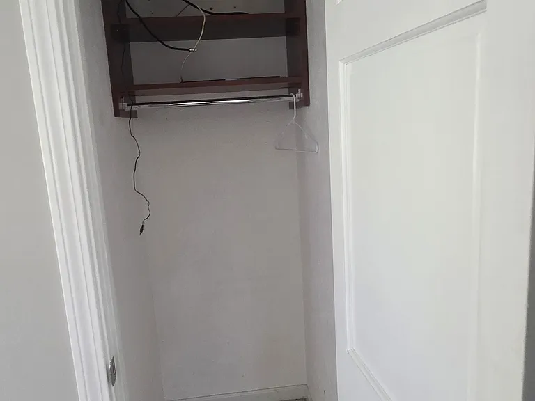 35 Nonantum Rd — Photo 5