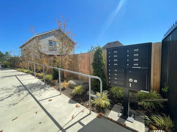 6080 SE 84th Ave, Portland, OR