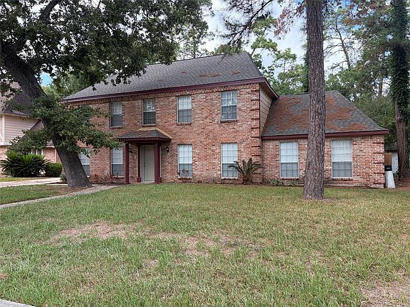 2nd image of 1506 Castlerock Dr