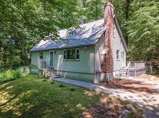 40 Sherburne Ave, Tyngsboro, MA 01879