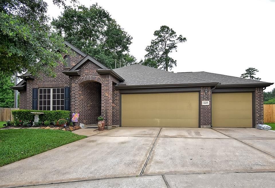 1st image of 24435 Myrtle Creek Fls
