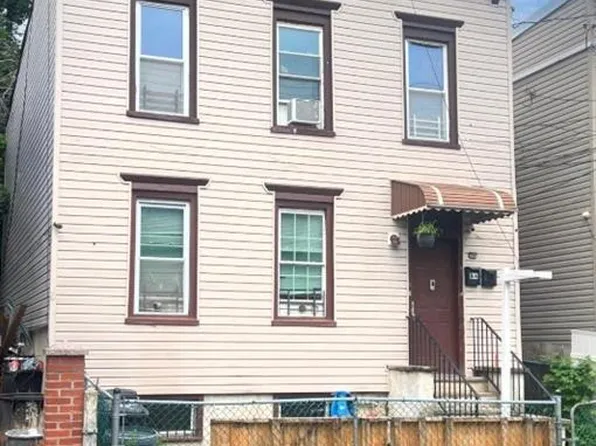 94 Gordon St, Staten Island, NY 10304