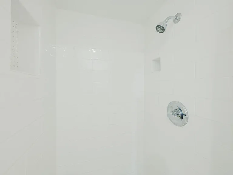 6424 Amber Dr — Photo 18
