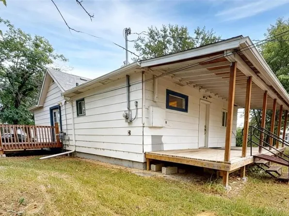 102-104 Marsh STREET, Maple Creek, SK S0N 1N0