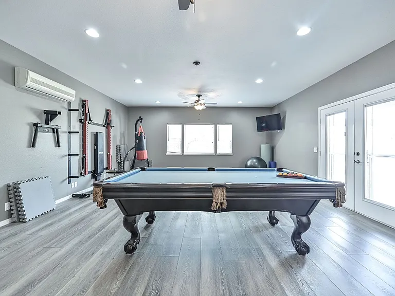 317 W Shamrock Ave — Photo 30