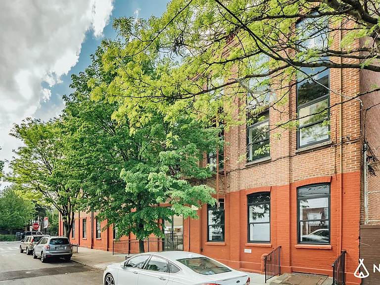 312 Devoe St #1E — Photo 22