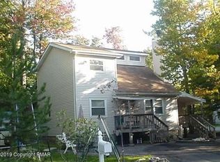 6445 Marvin Gdns, Tobyhanna, PA