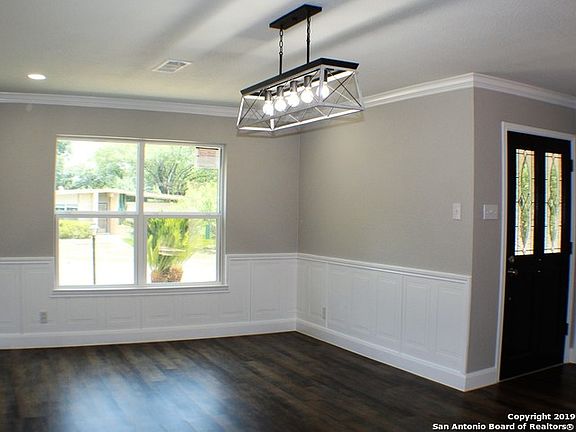 5th image of 3726 Longridge Dr