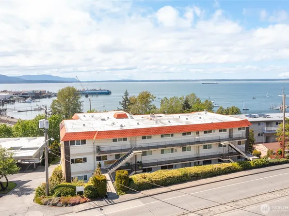 1014 11th Street #302, Bellingham, WA 98226