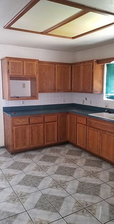 2nd image of 1278 Buena Vista Ave