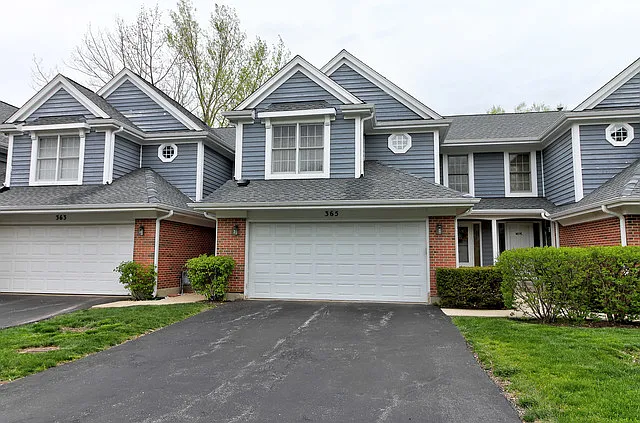 365 Prairie Meadow Ln photo 1