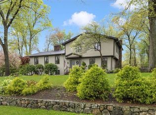 218 Burnt Cedar Dr, North Kingstown, RI 02852