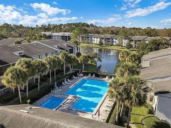 1221 Pine Ridge Cir, Sanford, FL 32773