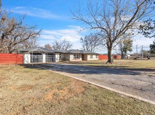 9909 Lloyd Dr, Midwest City, OK 73130