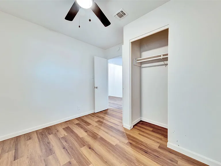 3514 Southridge Dr #A — Photo 2