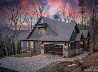 46 Spring Cove Rd, Asheville, NC 28804